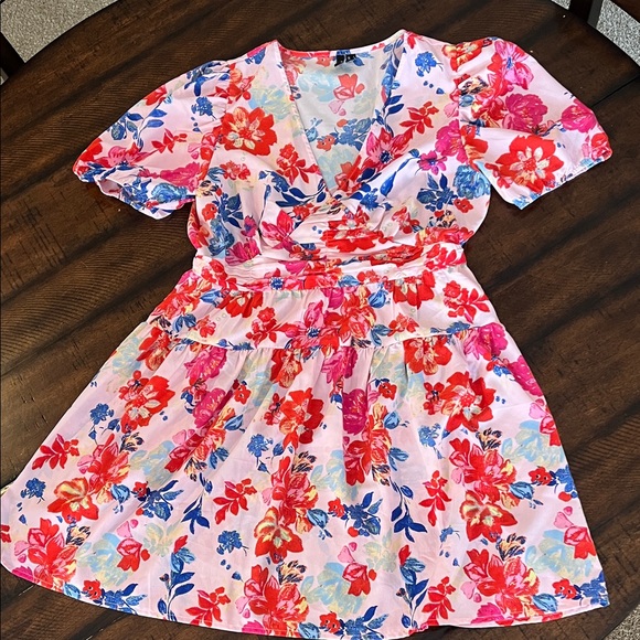 Vero Moda women’s Floral Dress - Pink and Red - Picture 1 of 3